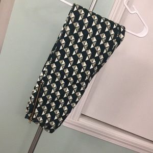 NWOT green patterned skinny high waisted pants